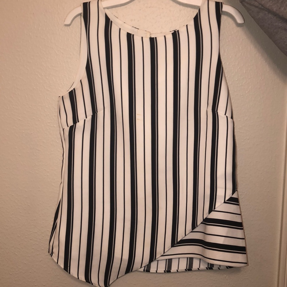 White House black market top